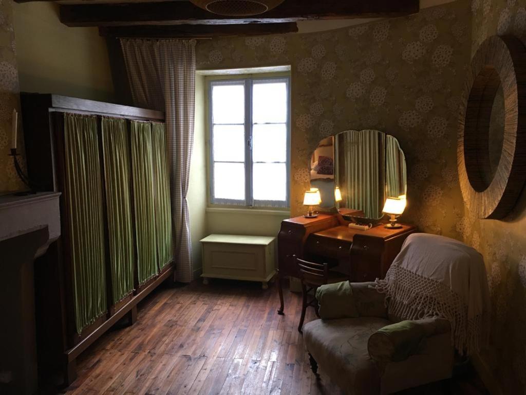 شقة Riverview Verteuil-sur-Charente المظهر الخارجي الصورة