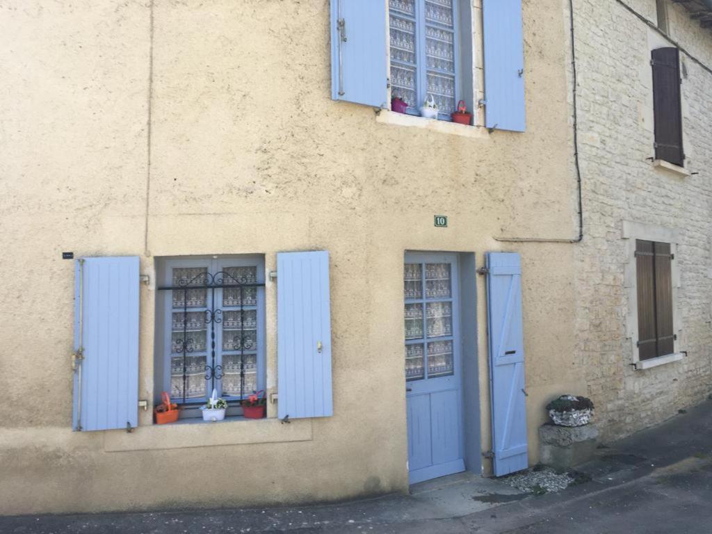 شقة Riverview Verteuil-sur-Charente المظهر الخارجي الصورة